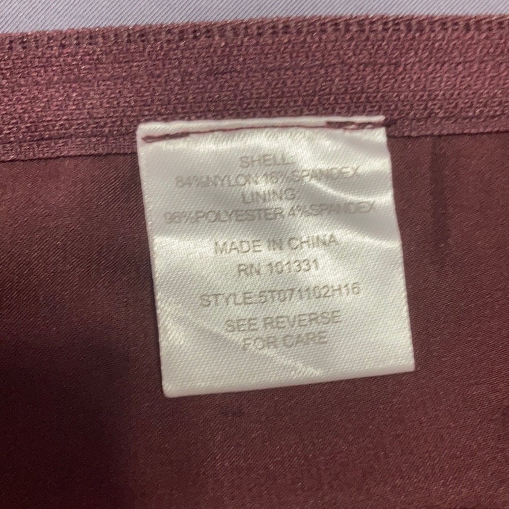 Maroon corset - Picture 4 of 5